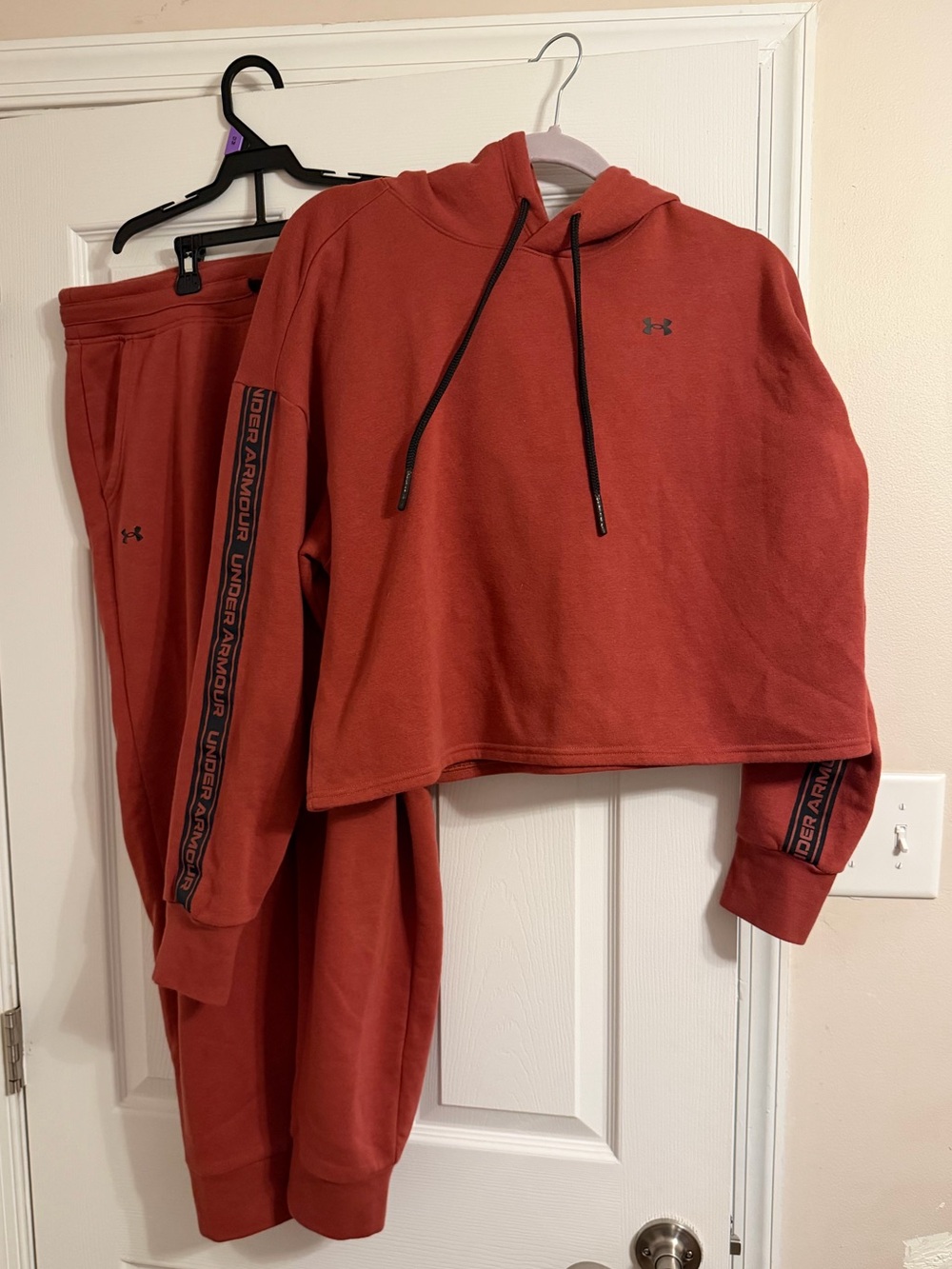 NWOT Under Armour Rust Red Cropped Hoodie and Matching Joggers